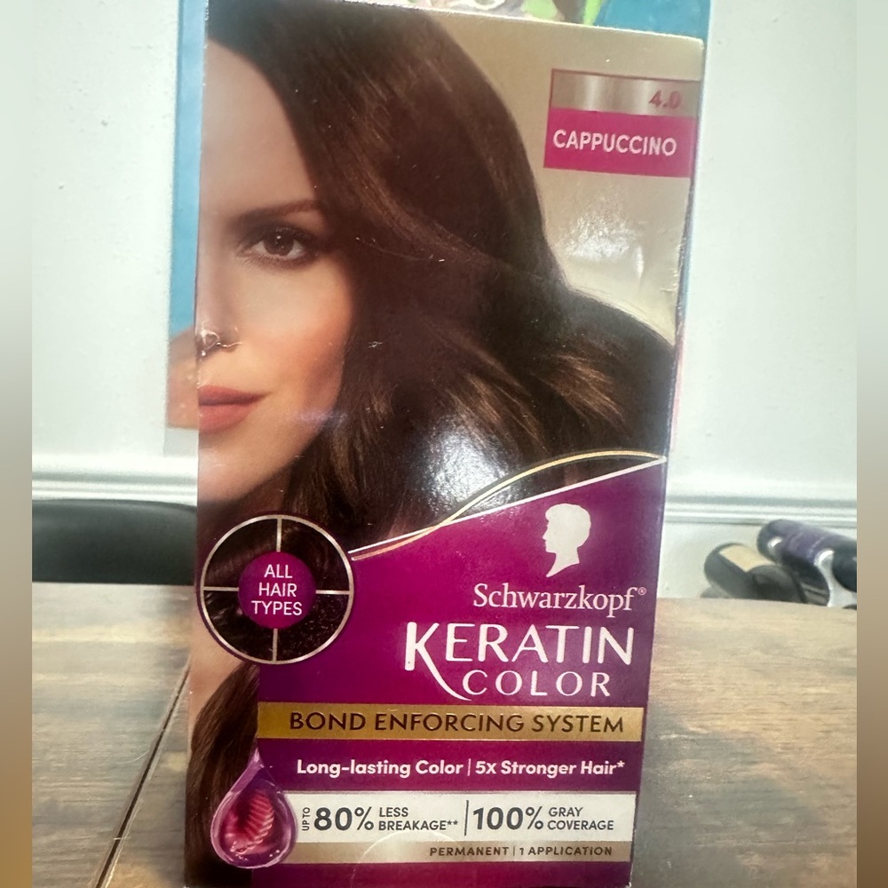 Schwarzkopf Keratin 4.0 Cappuccino Permanent Hair Dye Kit